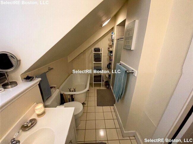 Photo - 43 Coolidge St Unit 3