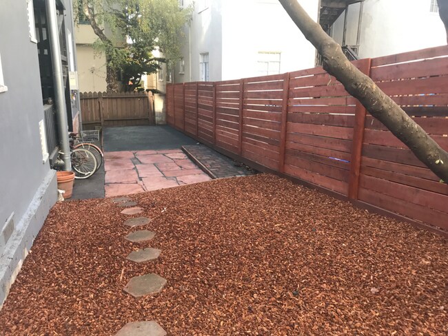 Photo - 2415 Hilgard Ave