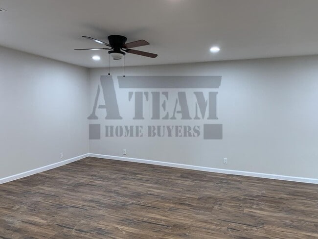 Photo - Freshly Remodeled 3 Bed 2 Bath Home!