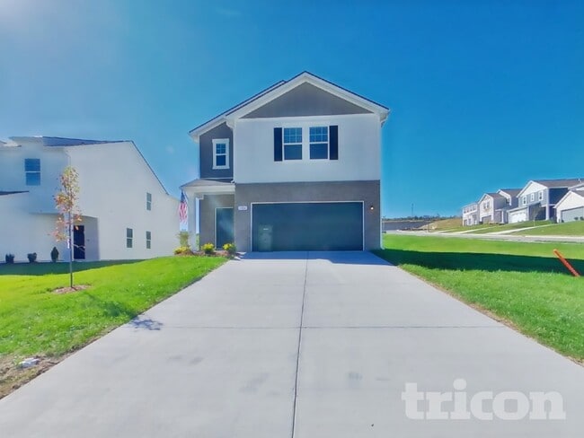 Photo - 1066 Large Poppy Dr