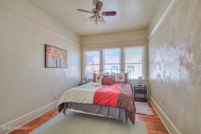 Photo - 926 N 3rd Ave