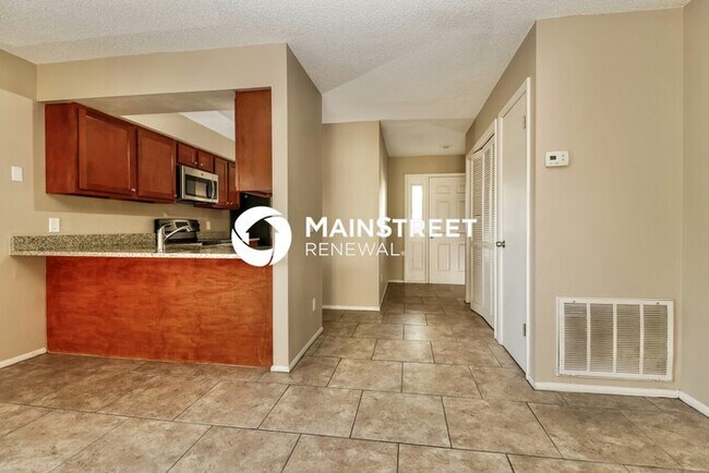 Photo - 3 Bedroom Pet-Friendly Home in Port Richey, FL with Main Street Renewal
