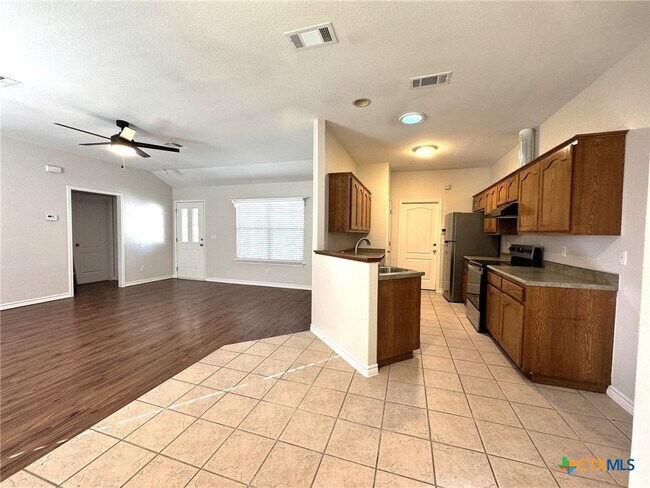 Photo - 2038 Bentwood Dr