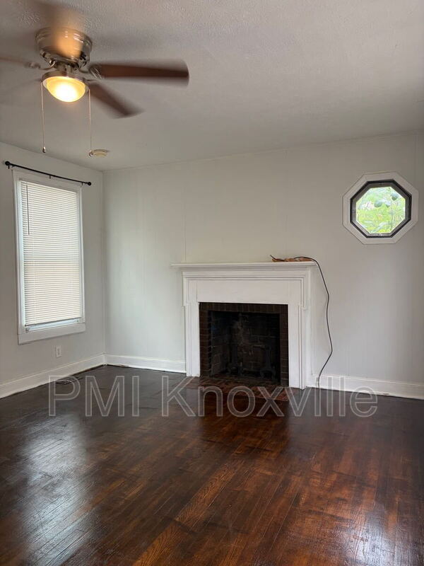 Photo - 4032 Walker Blvd