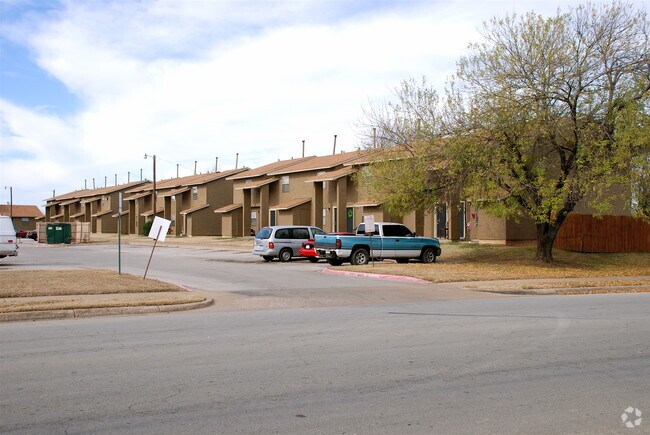 Photo - Peppertree Acres Apartments