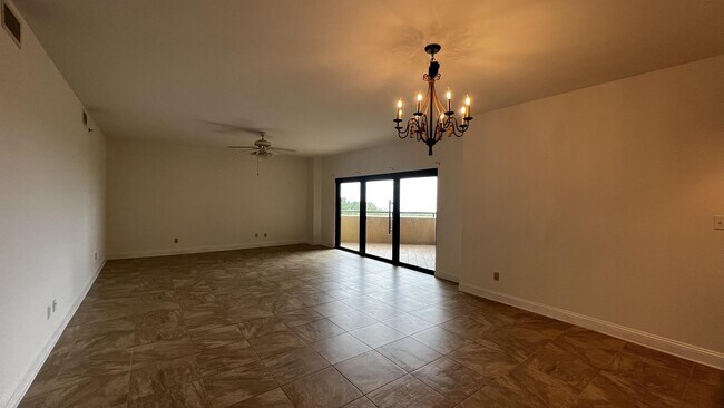 100 Tower Dr