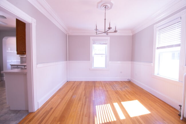 Photo - 5 Linden St