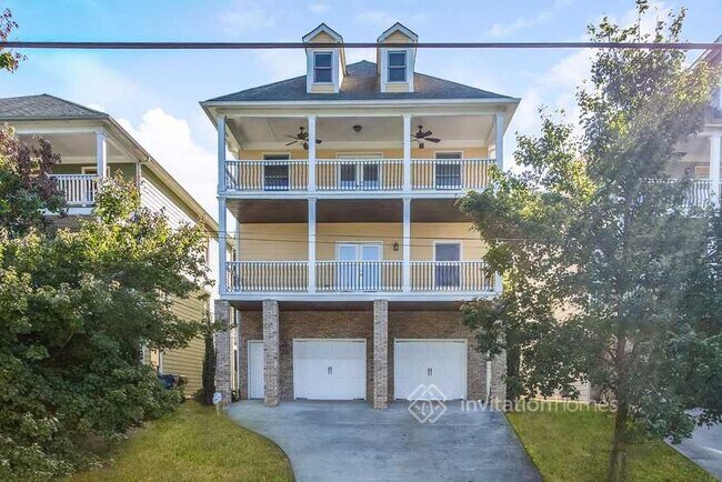 Photo - 712 Connally St SE House