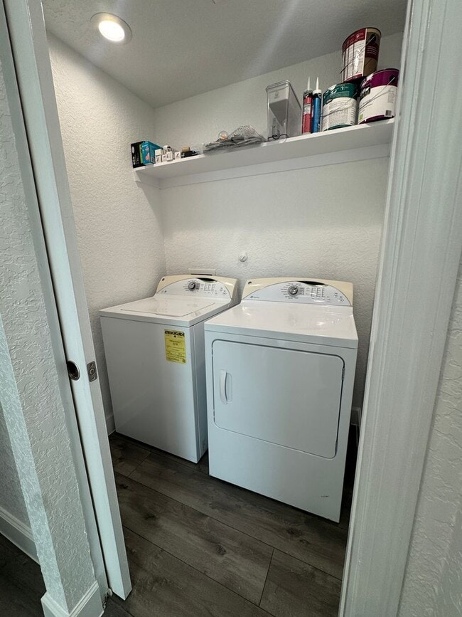 Photo - Beautiful 2 bd 2 ba with office! Home minutes from the Historic Pearl! AVAILABLE NOW!