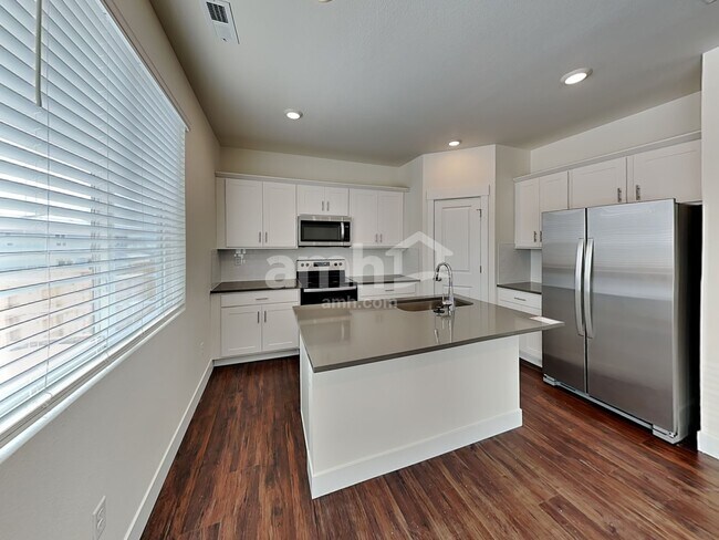 Photo - 11553 W Mesquite St