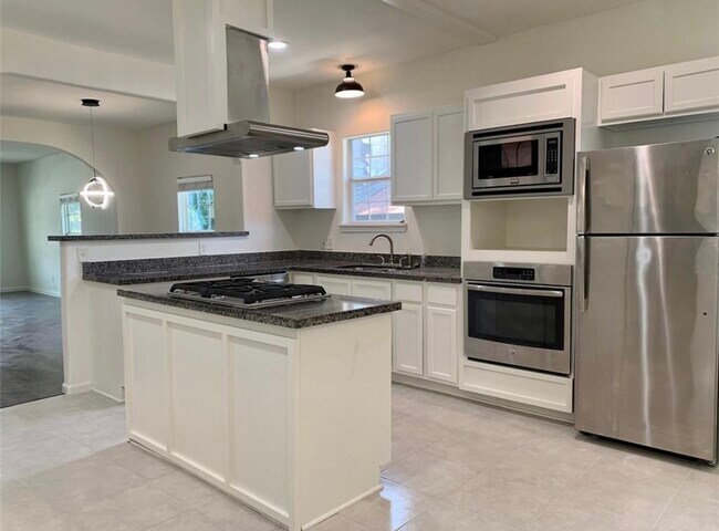 Photo - 1105 Erin St