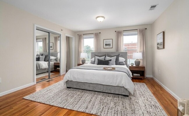 Photo - 355 West Side Ave