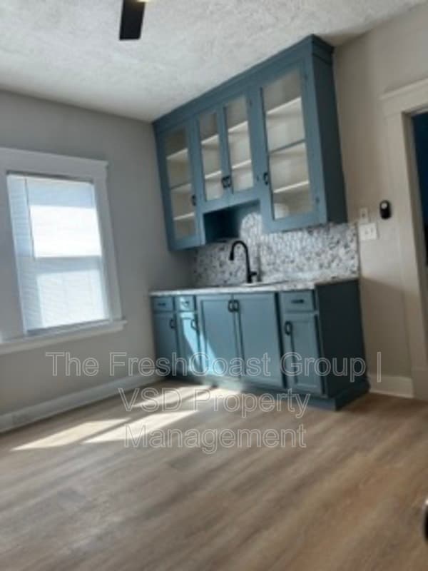 Photo - 789 Wayside Rd Unit 1