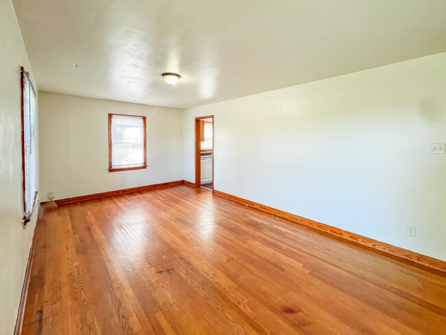 Photo - 4531 Cranford Ave