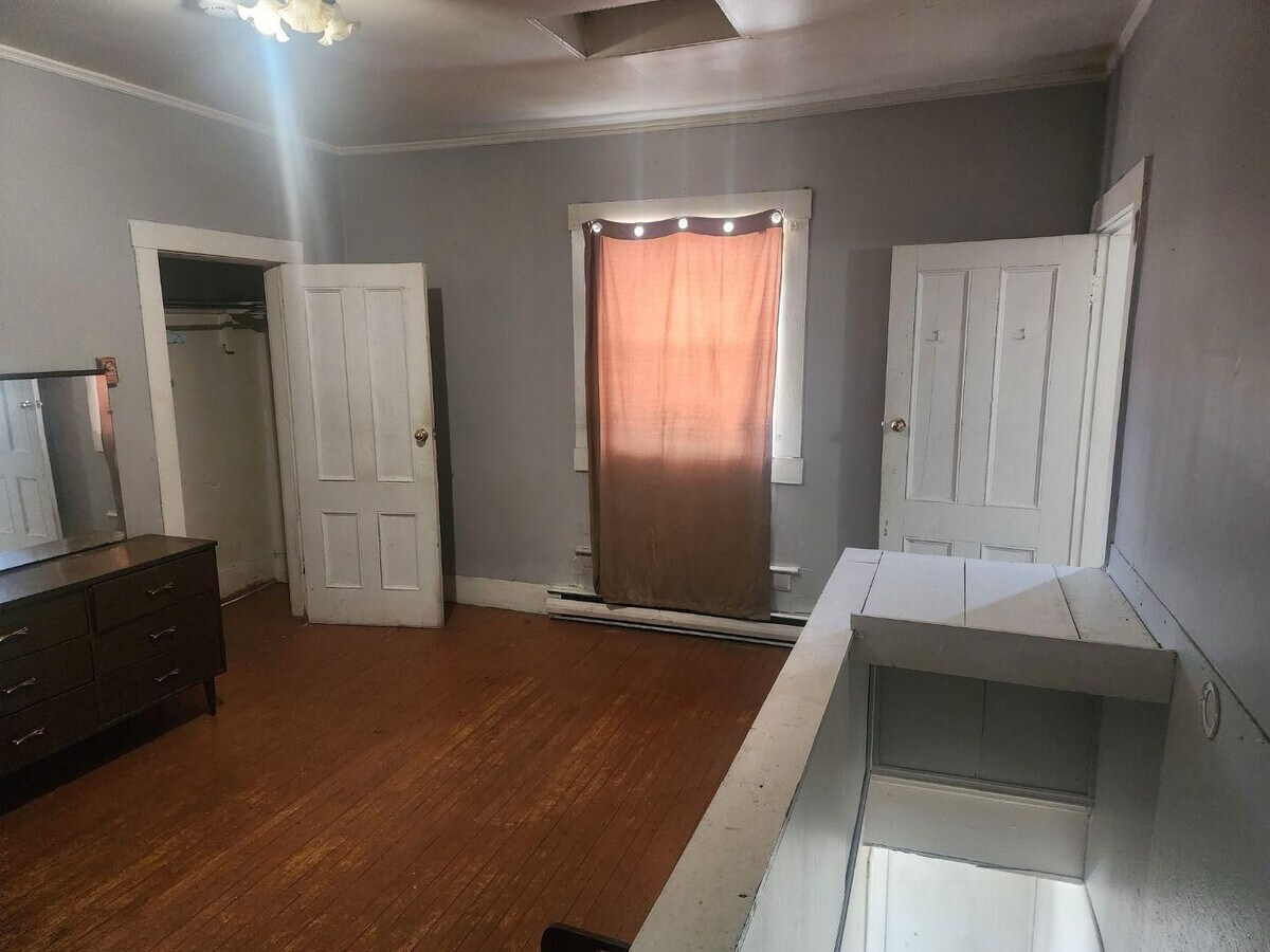 Photo - 104 Duke St Unit 4