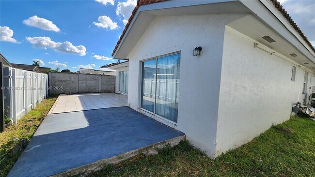 Photo - 17001 SW 146th Ct