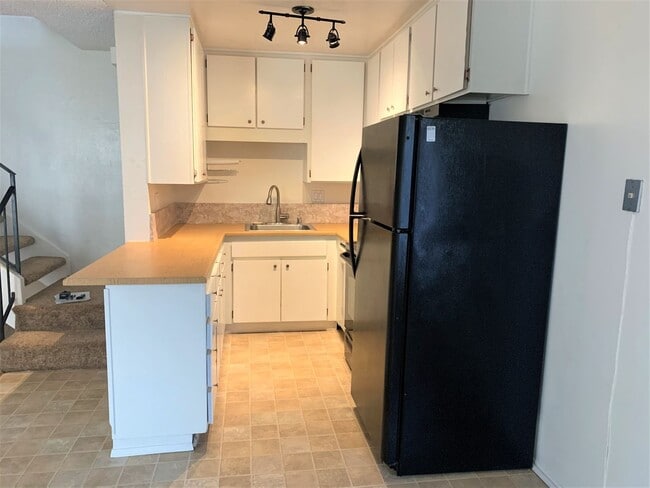 Photo - 2BR/1BA Townhome with pool in Penasquitos Villas