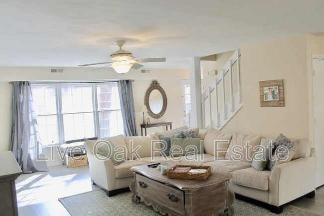 Photo - 220 81st St Unit B