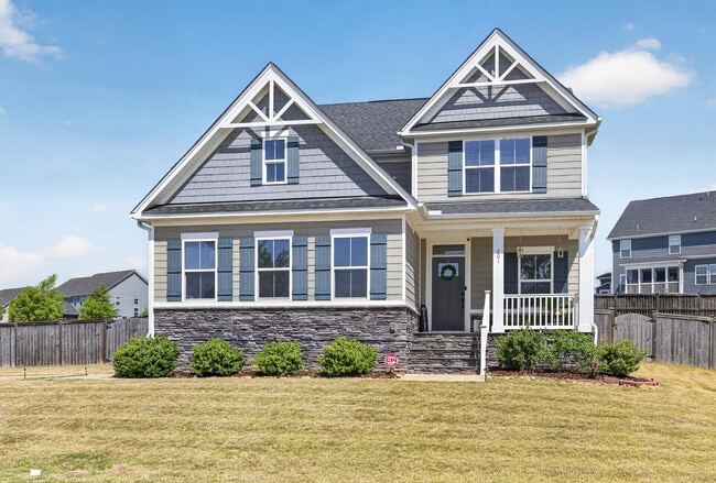 Building Photo - 201 Devon Fields Dr