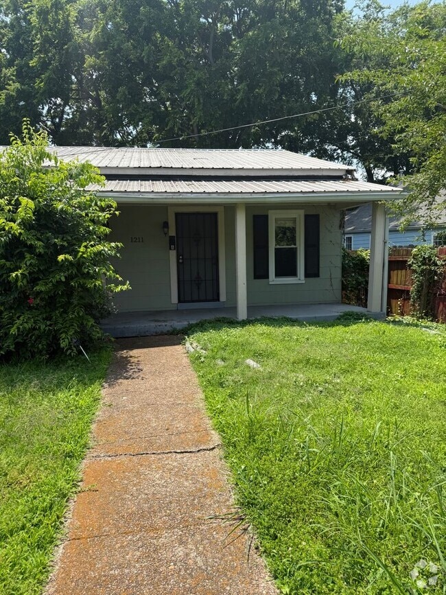 Building Photo - Cute shotgun style 1 bedroom/downtown Nash... Rental