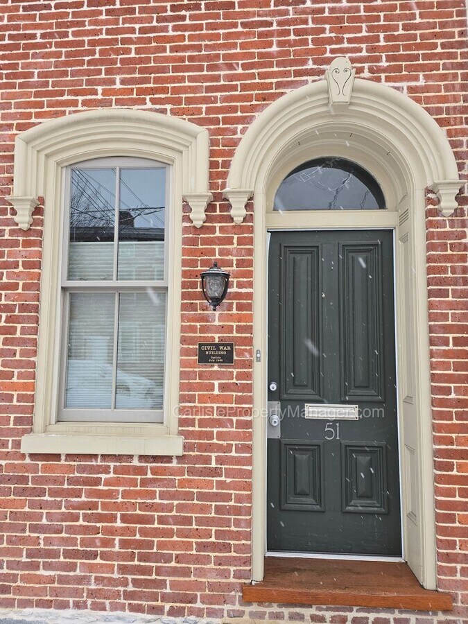 Downtown Carlisle Historic Townhouse for R... - Downtown Carlisle Historic Townhouse for R...