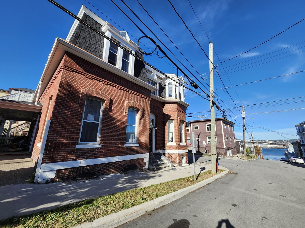 Photo - 293 Princess St Unité 5