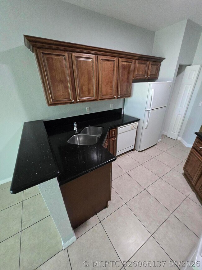Photo - 999 Pipers Cay Dr