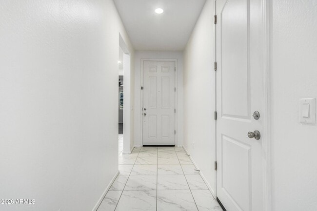 Photo - 665 E Rojo Way