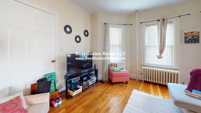 185 Grant Ave Unit 1