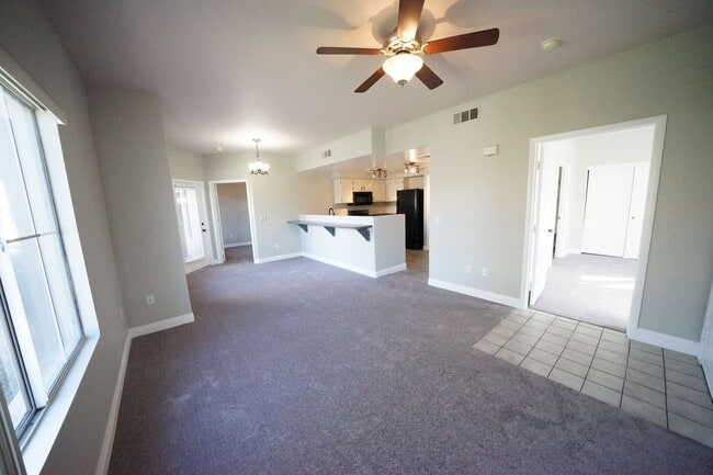 10245 S Maryland Pkwy Unit 169