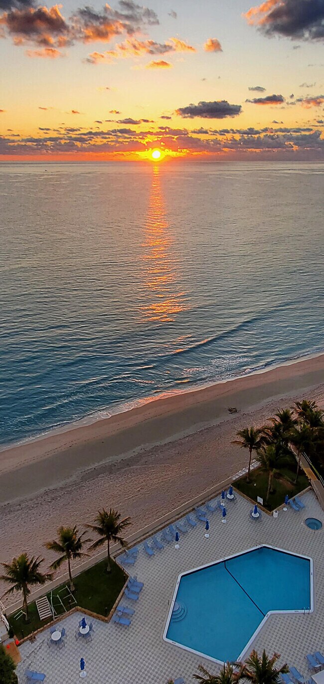 Photo - 5200 N Ocean Dr Unit 1904