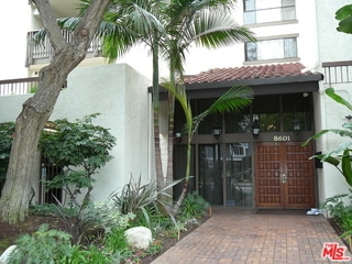 Building Photo - 8601 Falmouth Ave Unit 208