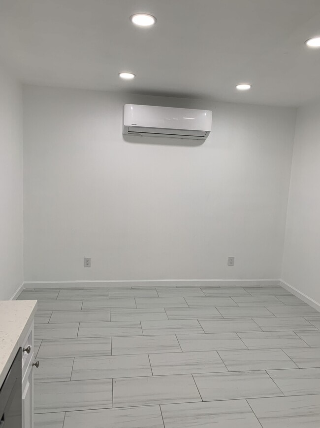 Photo - 2015 9th St Unidad C