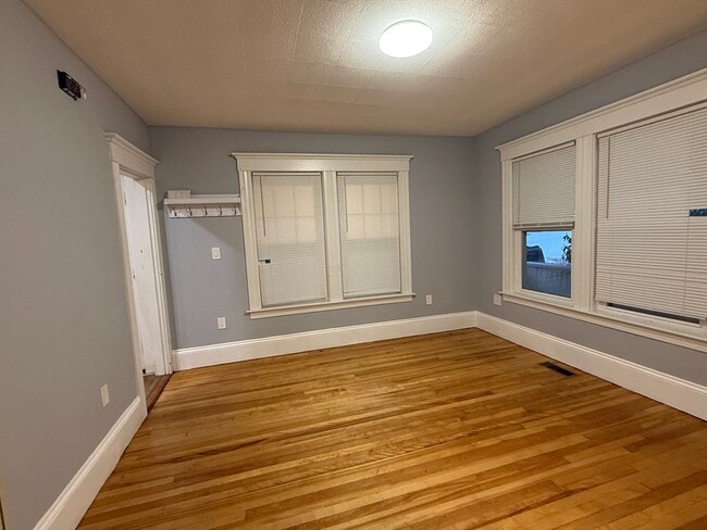 Photo - 315 Canton St Unit 1