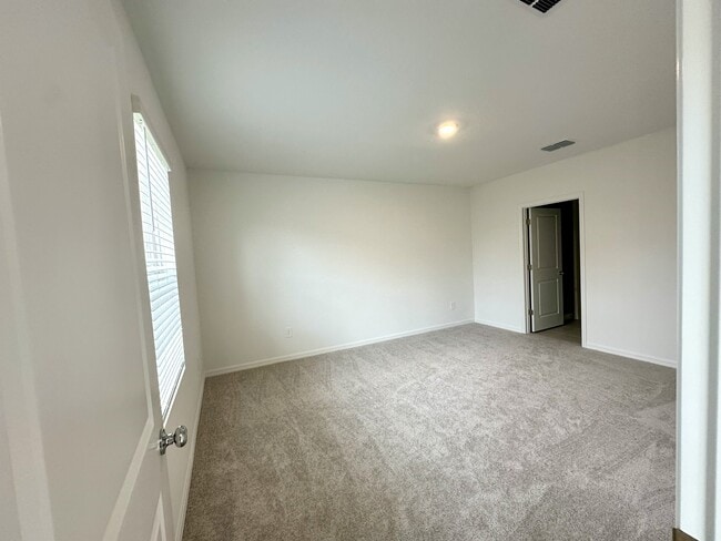 Photo - 5748 Yellow Hornbill Ave