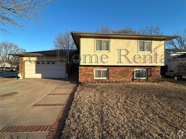 Building Photo - South Wichita Rental