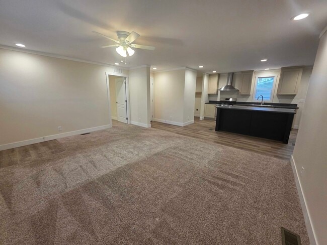 Photo - 3644 Chestnut St