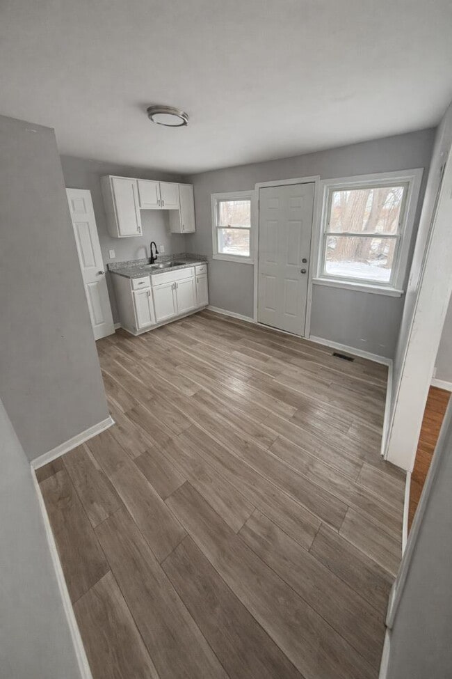 Photo - 3616-18 E. 9th Avenue