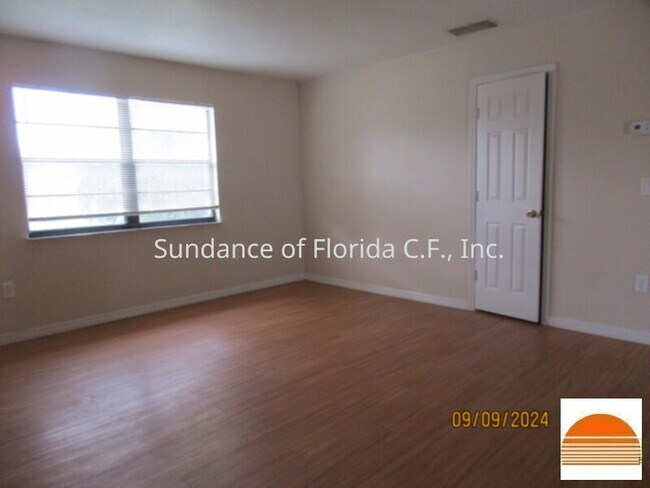 Photo - Osceola County; 2nd Floor Unit