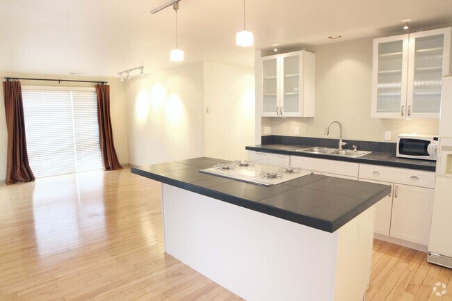 Building Photo - F-63 Unit #2 Rental