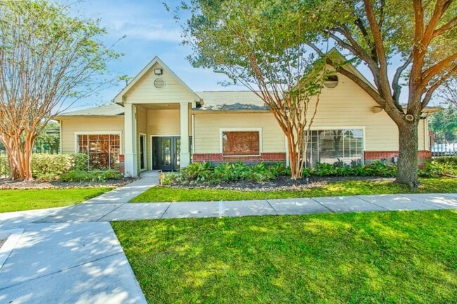 Photo - 11111 W Montgomery Rd Unidad 1207