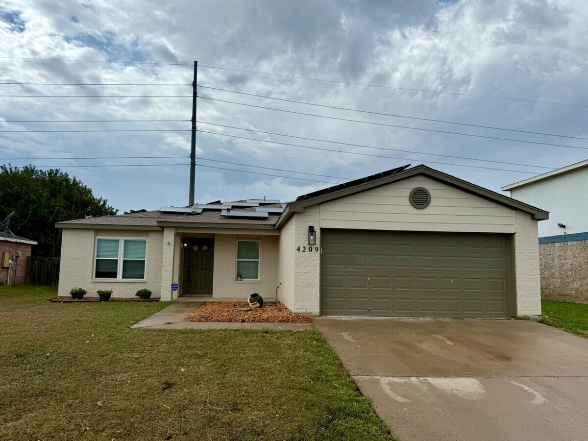 Photo - 4209 Paintbrush Dr House