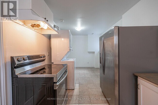 Photo - 32 54th St S