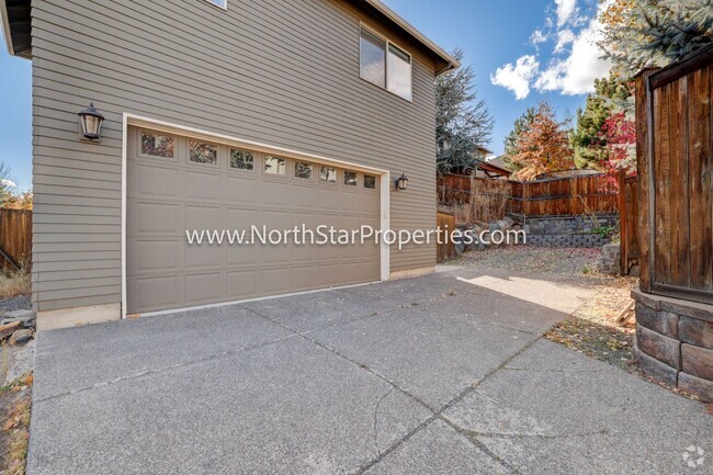 Building Photo - Bronze Meadow Unit ADU Rental