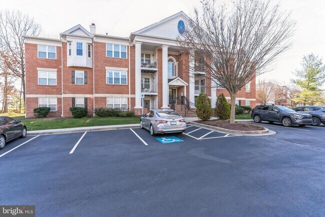 Photo - 2405 Forest Edge Ct Unit 103