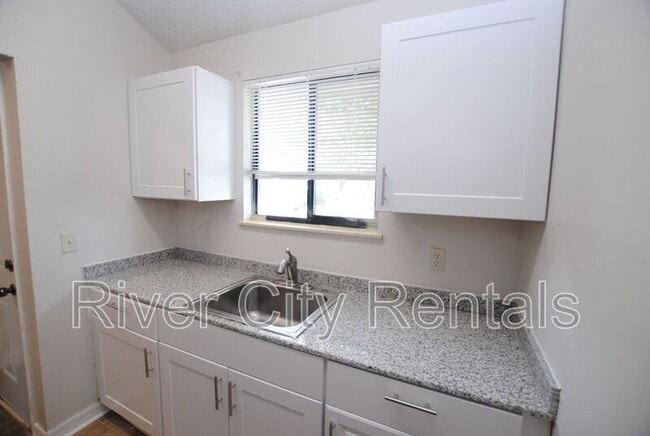 Photo - 2443 N Seabury Pl