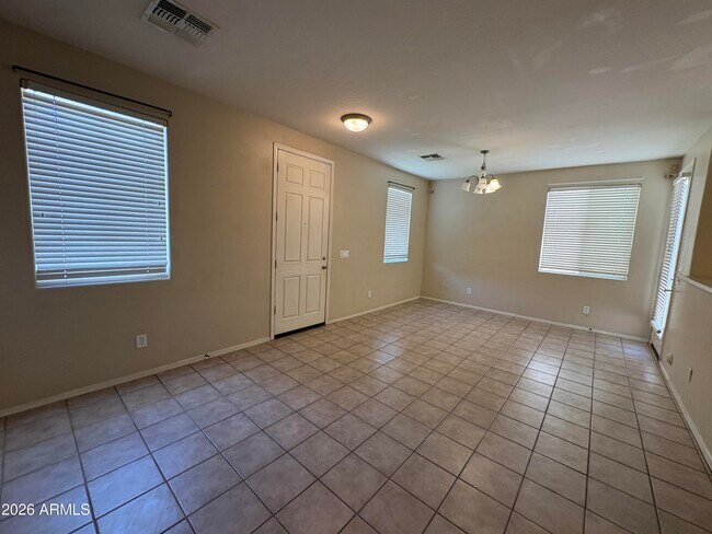 Photo - 6616 W Adams St