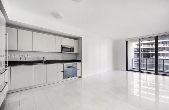 Photo - 1010 Brickell Ave