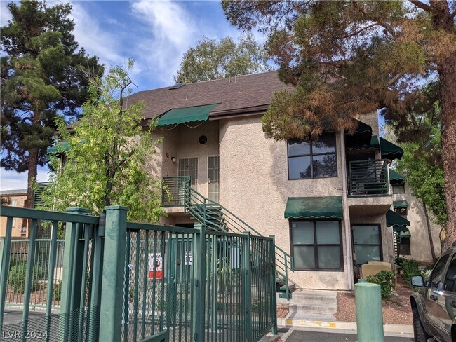 Photo - 540 Elm Dr Condo Unit 105