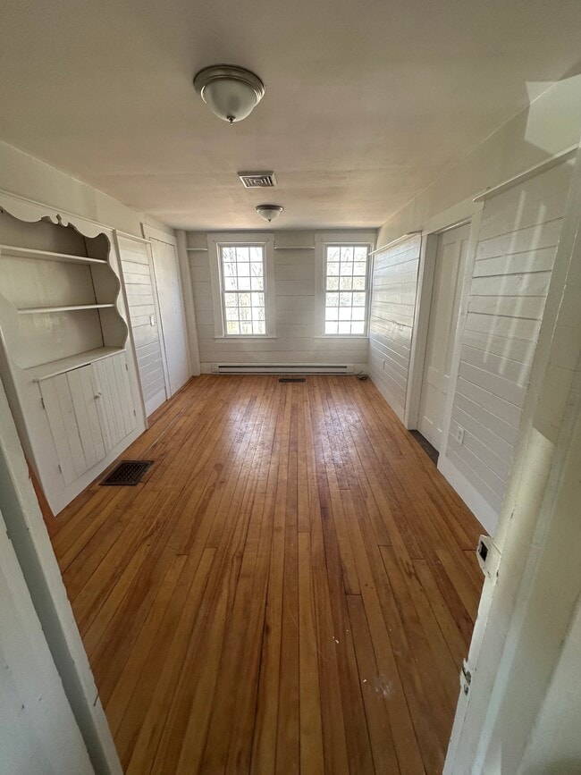 Photo - 546 Canaan St Unit 1